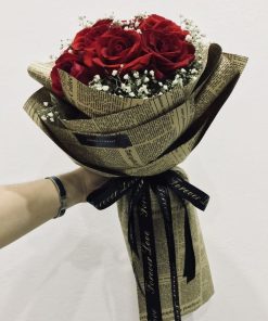 Buquê Amor em Pétalas